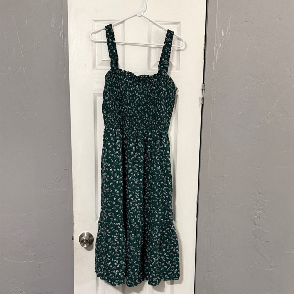GAP Green Floral Smocked Midi Dress